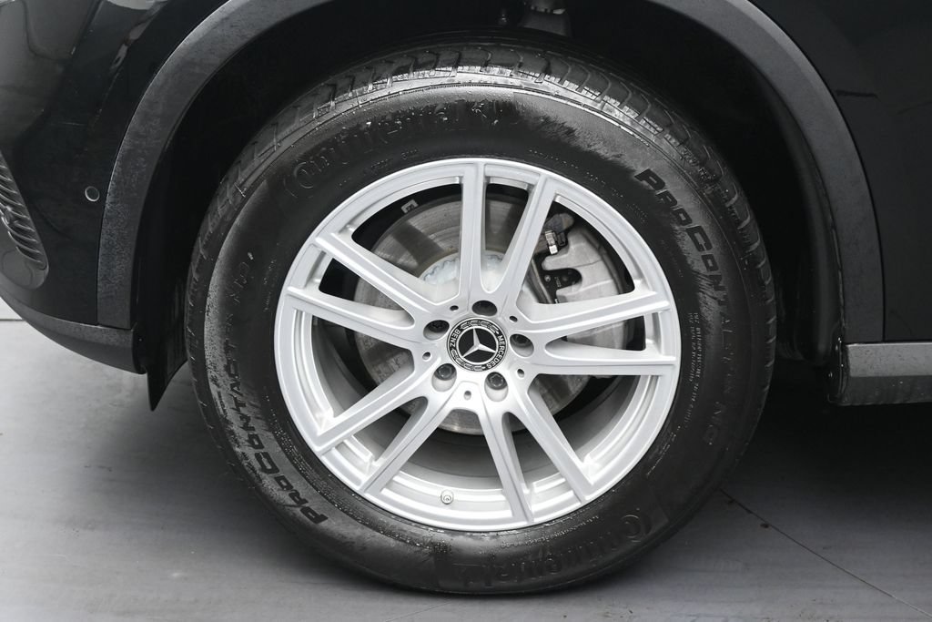 Used 2023 Mercedes-Benz GLC 300 4MATIC w/ Exclusive Trim Package image 35