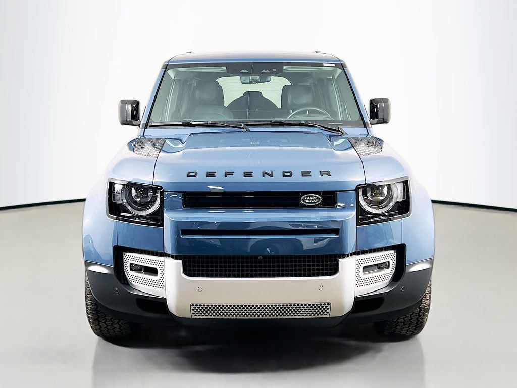 Used 2024 Land Rover Defender 110 S image 2