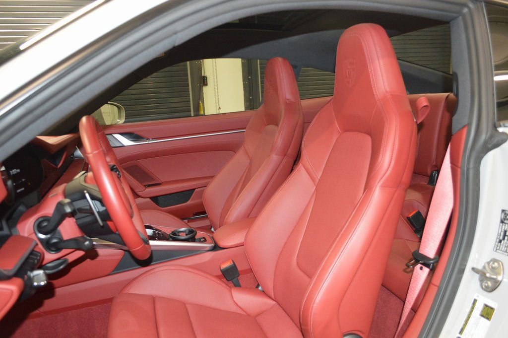 Certified 2024 Porsche 911 Carrera GTS image 5