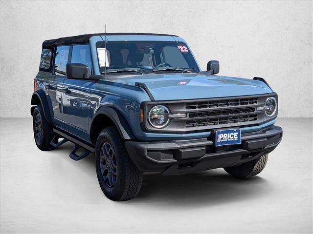 Used 2022 Ford Bronco 4-Door image 3