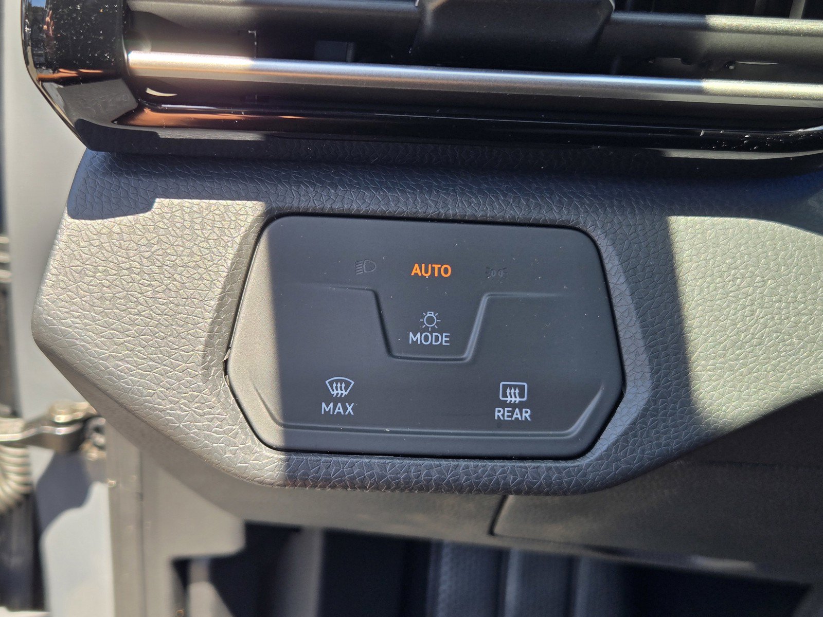 Used 2023 Volkswagen ID.4 Pro RWD image 23