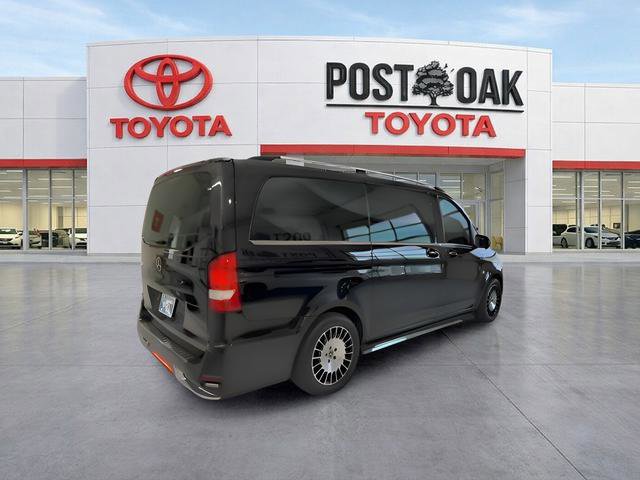 Used 2020 Mercedes-Benz Metris Passenger image 3
