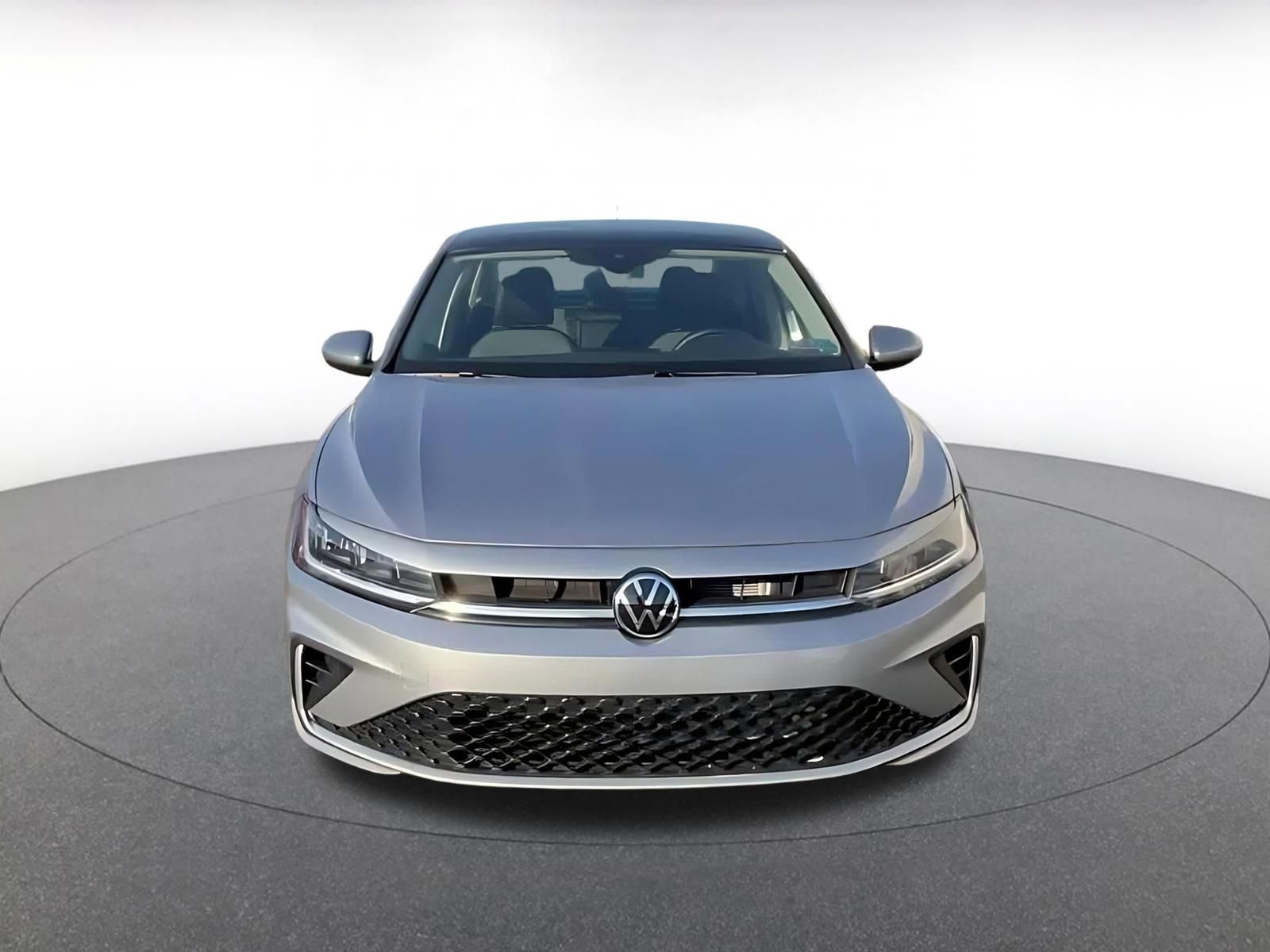 Used 2025 Volkswagen Jetta SE image 5