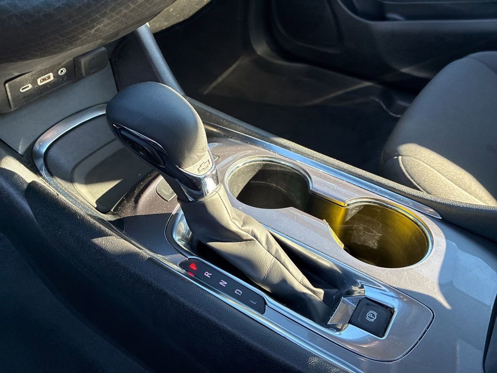 Used 2024 Chevrolet Malibu LT image 15