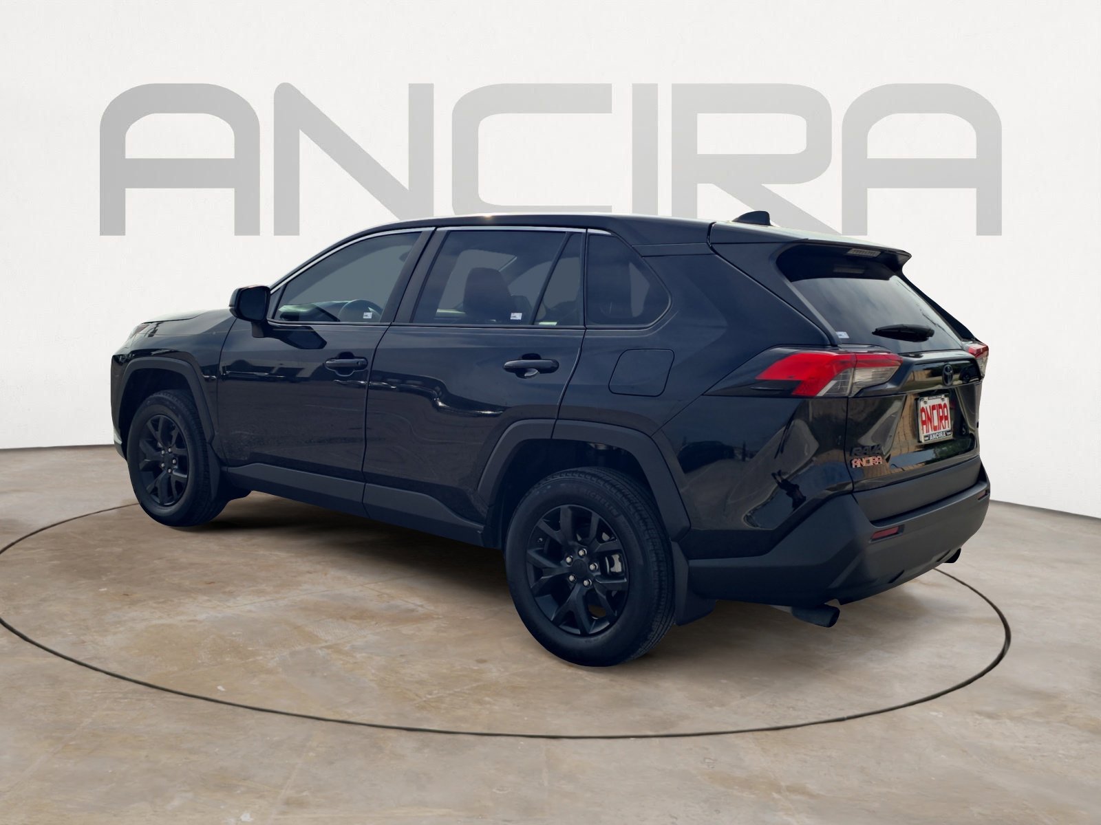 Used 2023 Toyota RAV4 LE image 8