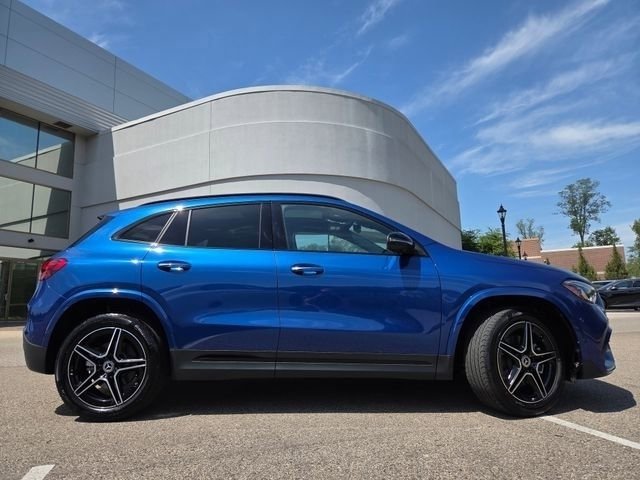 Used 2025 Mercedes-Benz GLA 250 4MATIC image 27