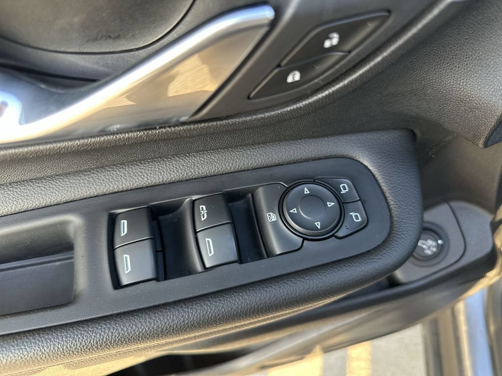 Certified 2020 GMC Terrain SLT w/ Preferred Package AWD/4WD image 22