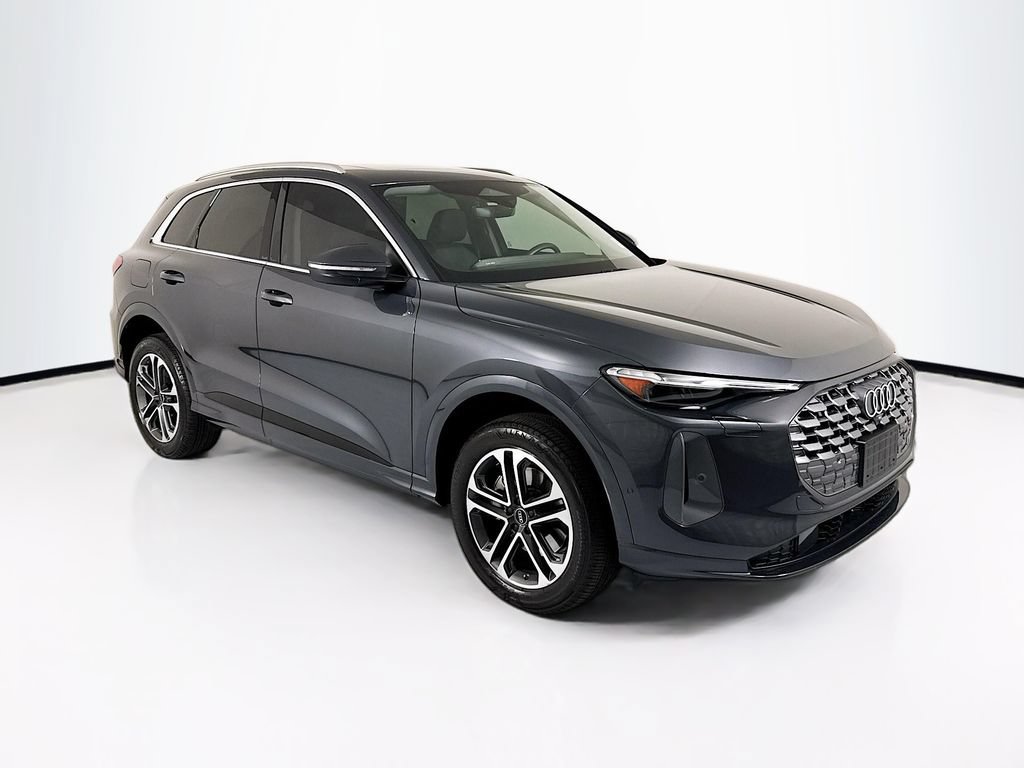 Certified 2025 Audi Q5 Premium w/ Premium Plus AWD/4WD image 3