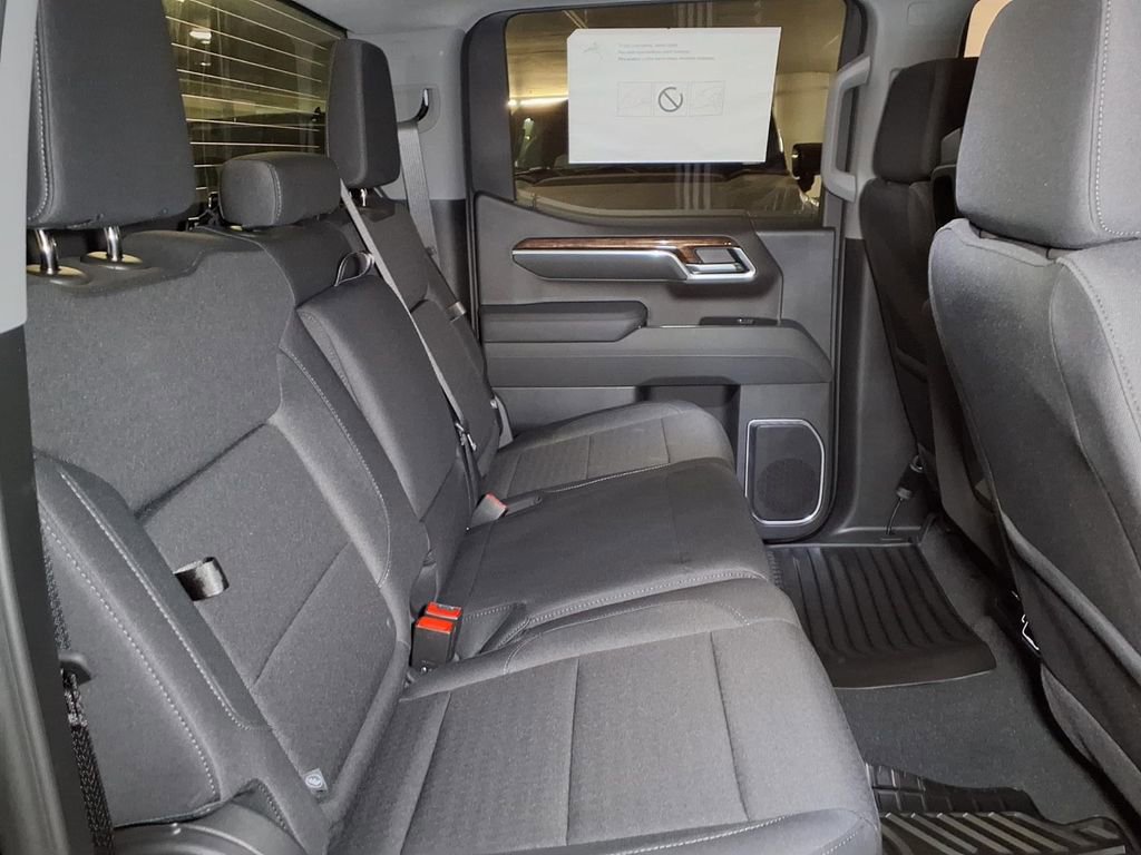 New 2026 GMC Sierra 1500 Elevation image 7