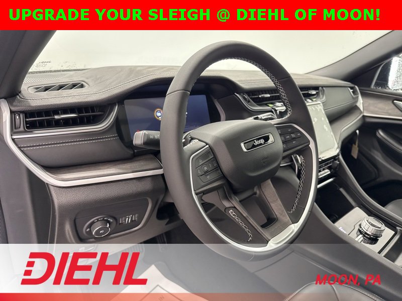 New 2025 Jeep Grand Cherokee Limited w/ Trailer Tow Package image 22