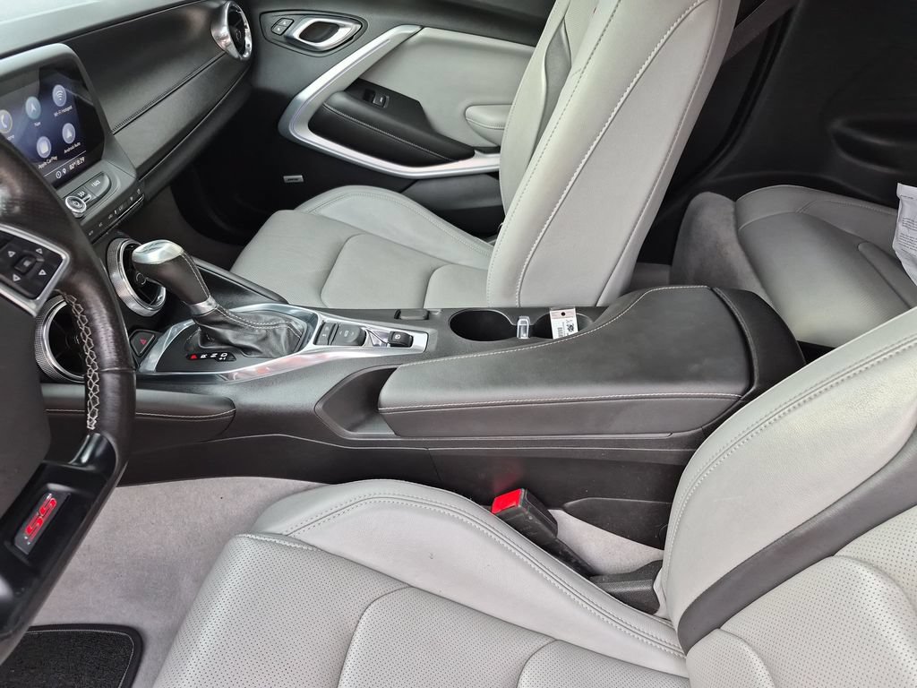 Used 2019 Chevrolet Camaro SS RWD image 32