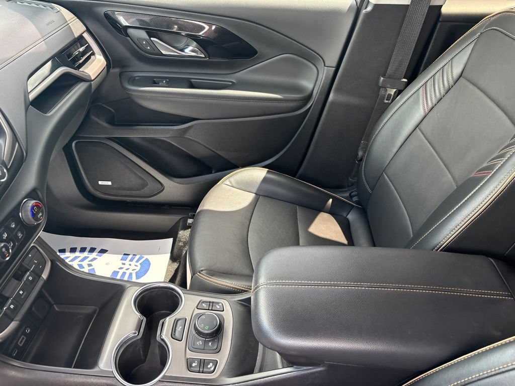 Used 2023 GMC Terrain AT4 w/ Infotainment Package II AWD/4WD image 31