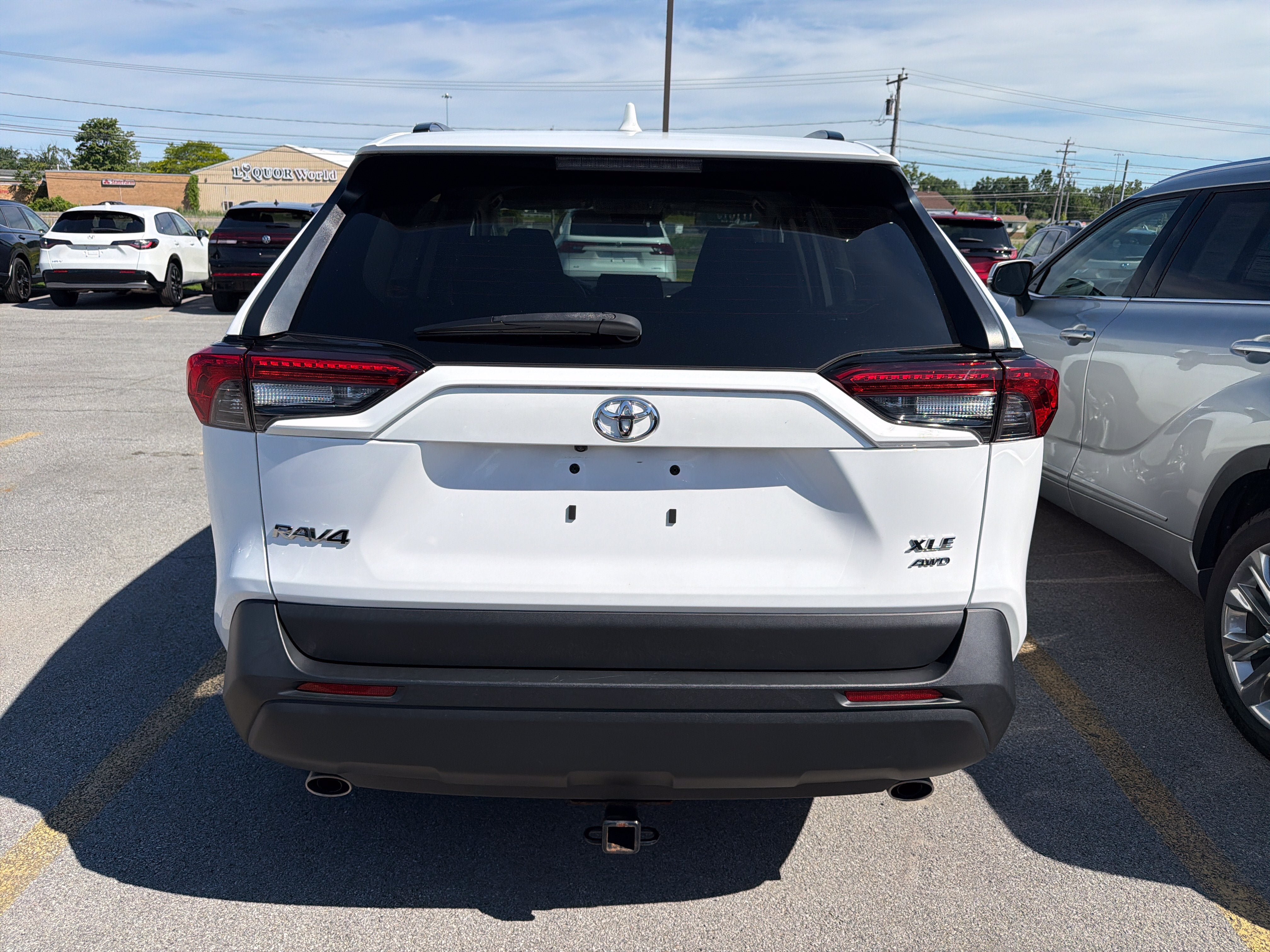 Used 2023 Toyota RAV4 XLE w/ XLE Grade Weather Package AWD/4WD image 6