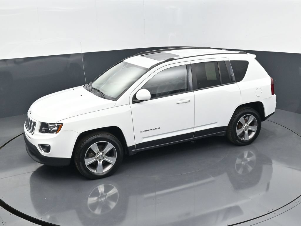 Used 2017 Jeep Compass High Altitude FWD image 9