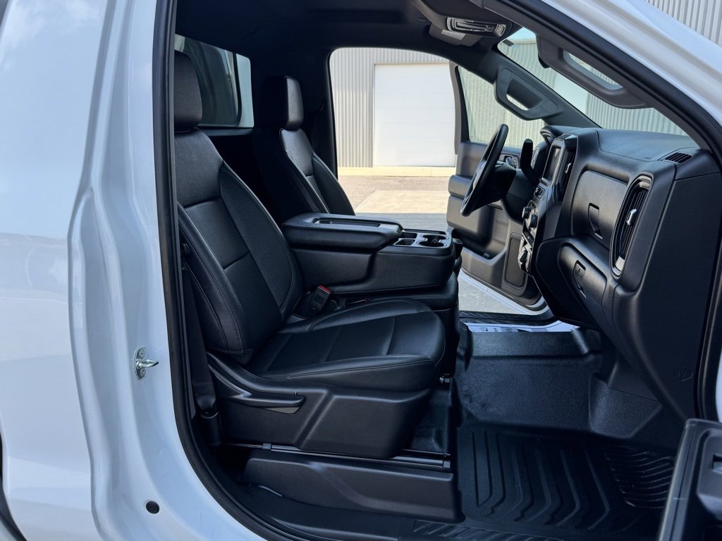 Used 2023 Chevrolet Silverado 1500 W/T image 37