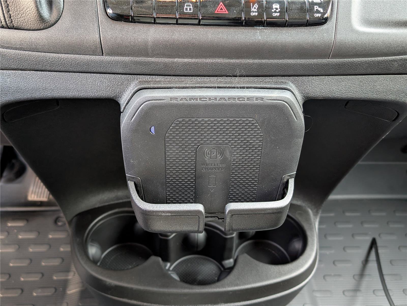 New 2026 RAM ProMaster 2500 w/ Premium Convenience Group image 19