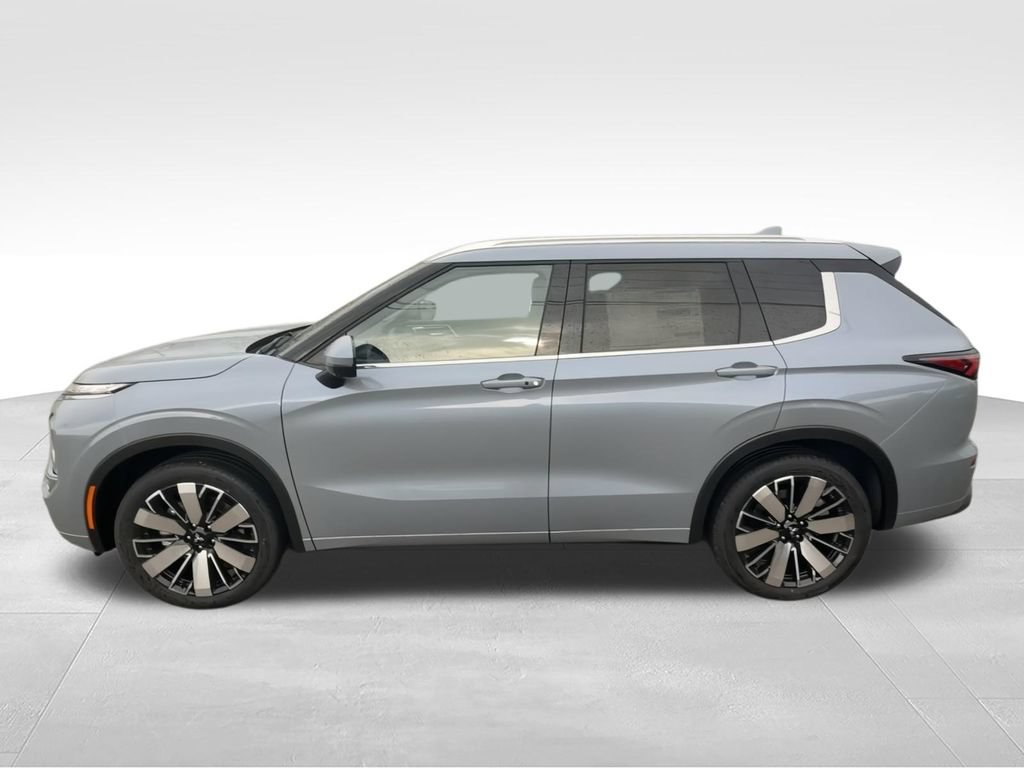 New 2026 Mitsubishi Outlander SEL FWD image 5