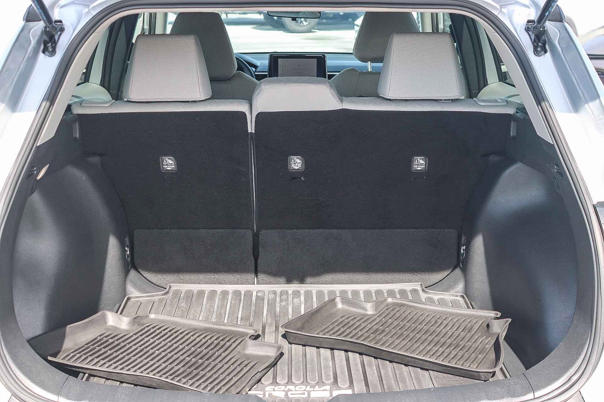 Certified 2025 Toyota Corolla Cross L FWD image 26