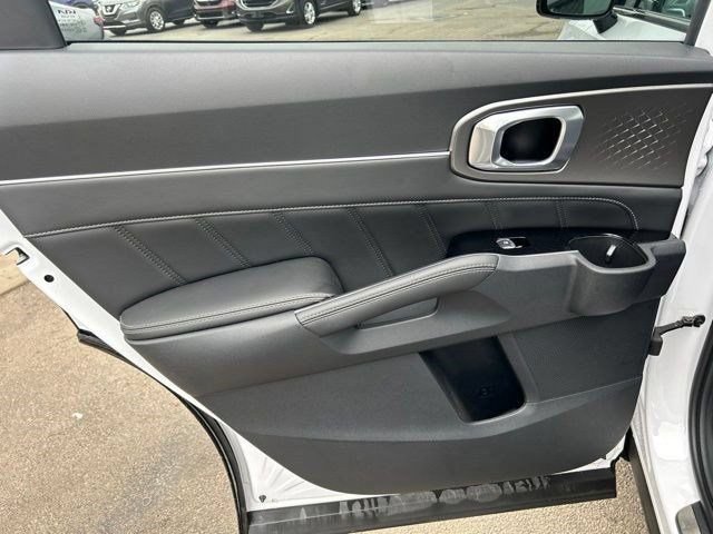 Used 2023 Kia Sorento SX AWD/4WD image 35