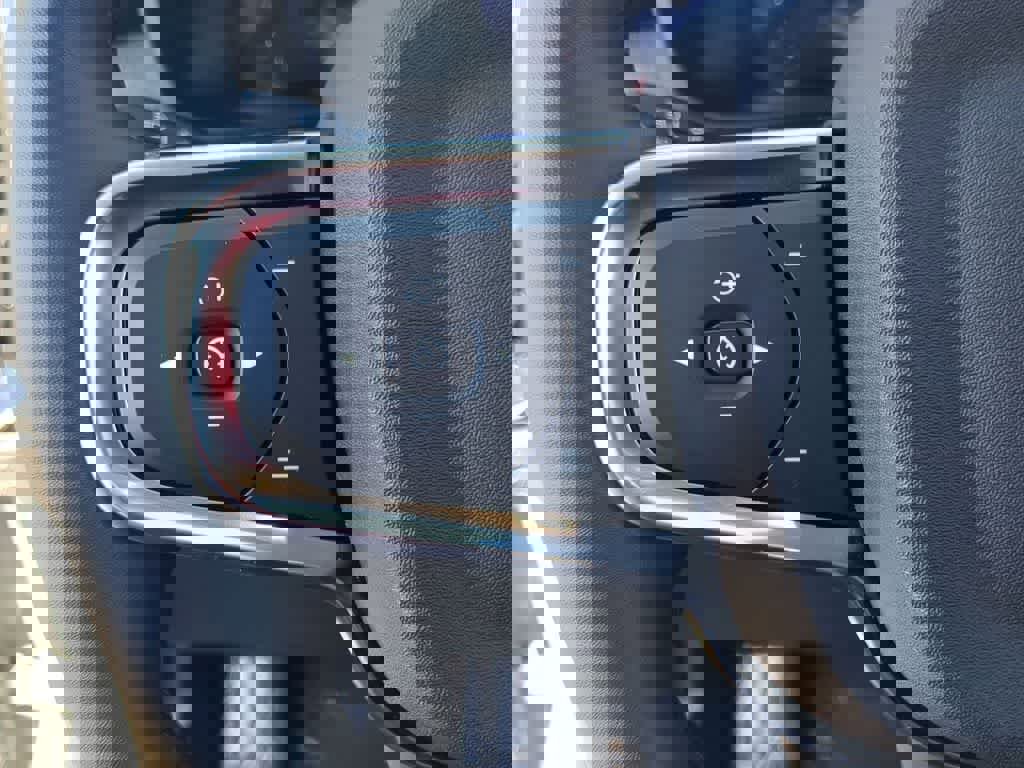 Used 2026 Volvo XC40 B5 Plus w/ Protection Package Premier image 22