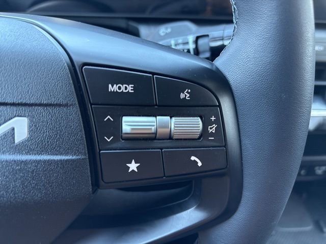 Used 2025 Kia K4 EX image 17