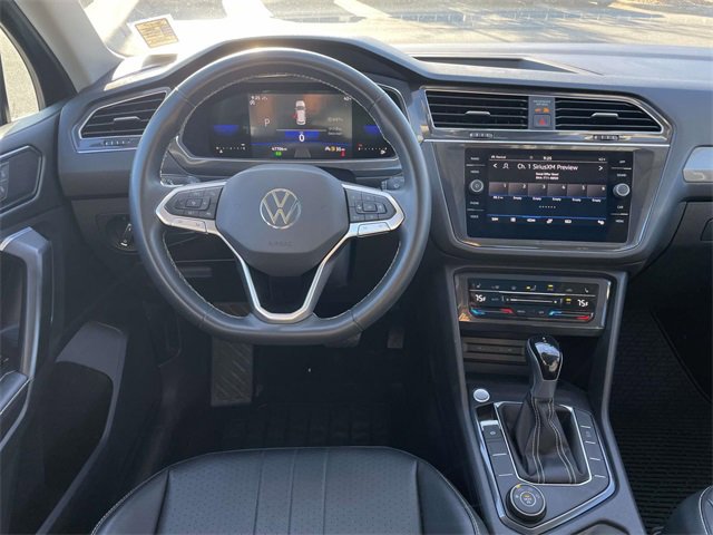 Used 2022 Volkswagen Tiguan SE image 25