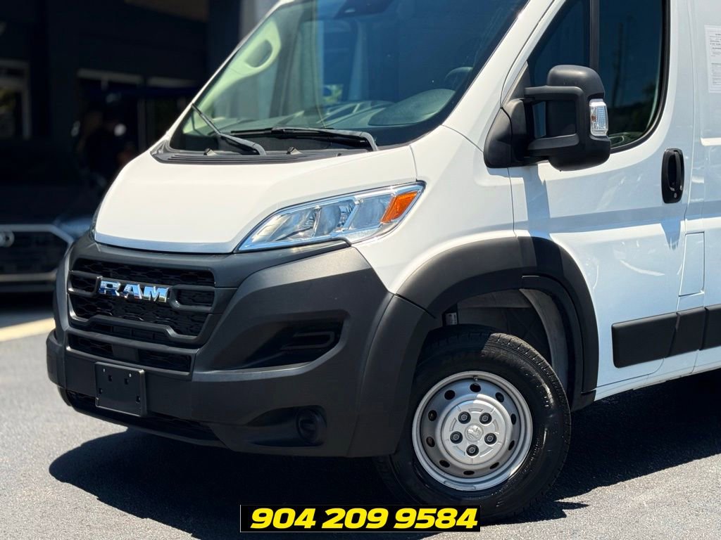 Used 2023 RAM ProMaster 2500 FWD image 2
