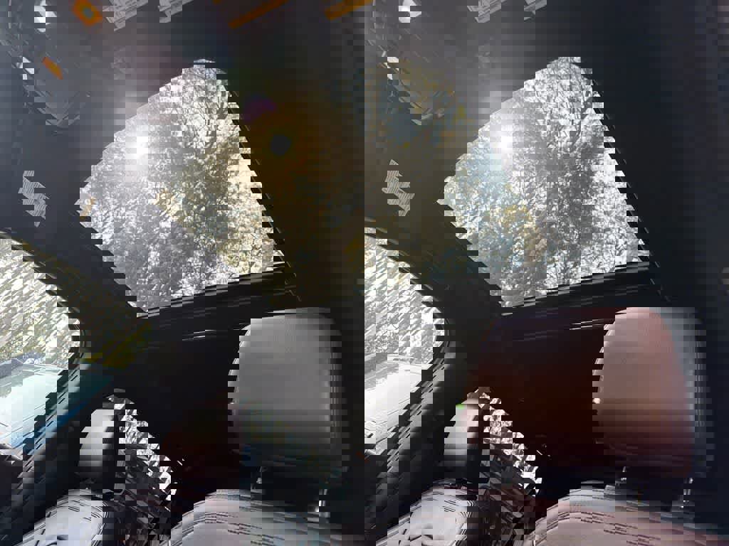 Used 2024 Ford Expedition Max Limited AWD/4WD image 13