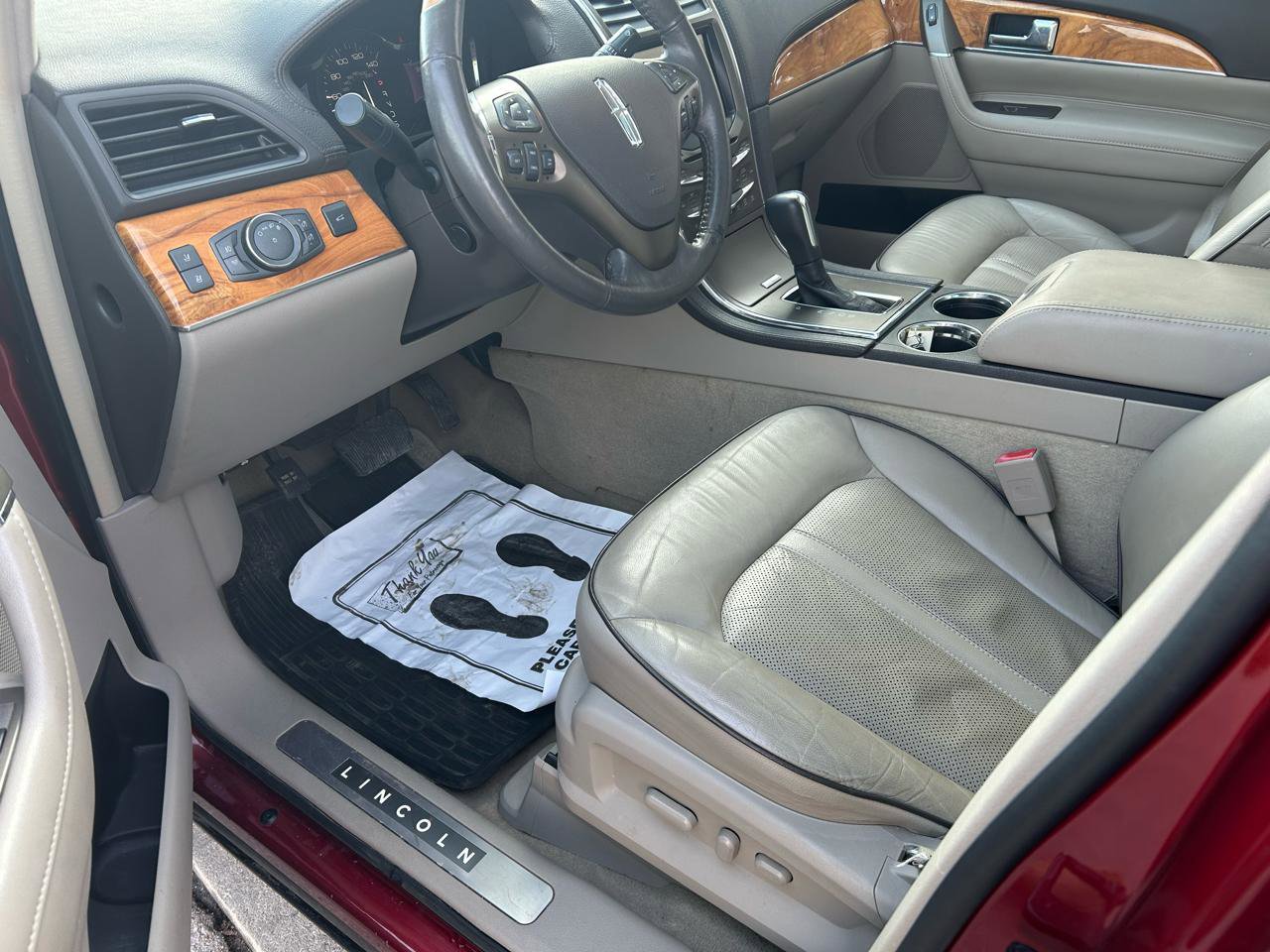 Used 2014 Lincoln MKX AWD w/ Equipment Group 102A image 10