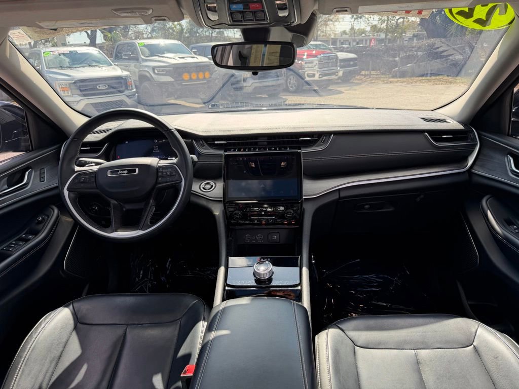 Certified 2022 Jeep Grand Cherokee Limited w/ Trailer Tow Prep Group (B) image 36