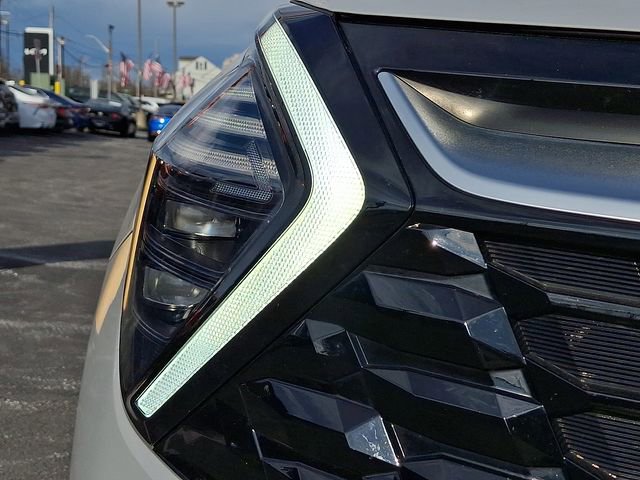 Certified 2024 Kia Sportage SX image 9