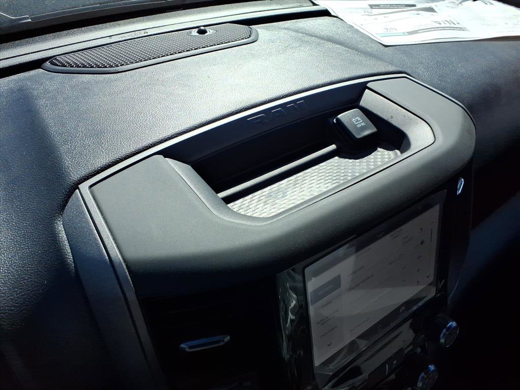 New 2026 RAM 5500 Tradesman AWD/4WD image 33