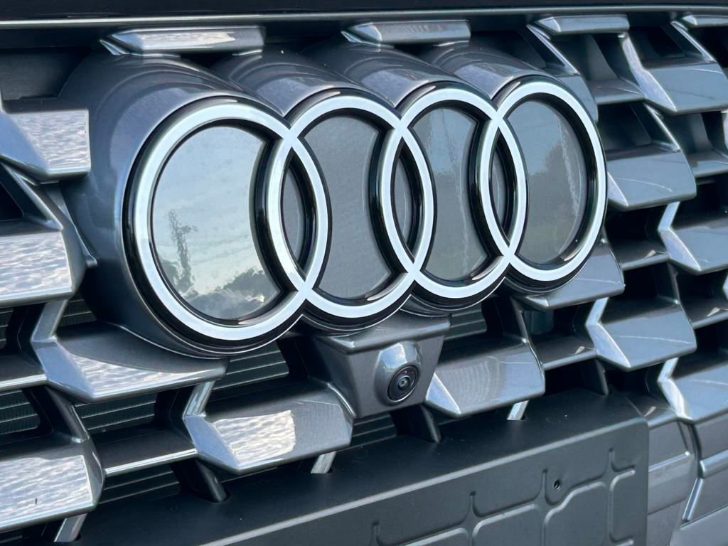 New 2025 Audi Q5 Premium Plus image 37