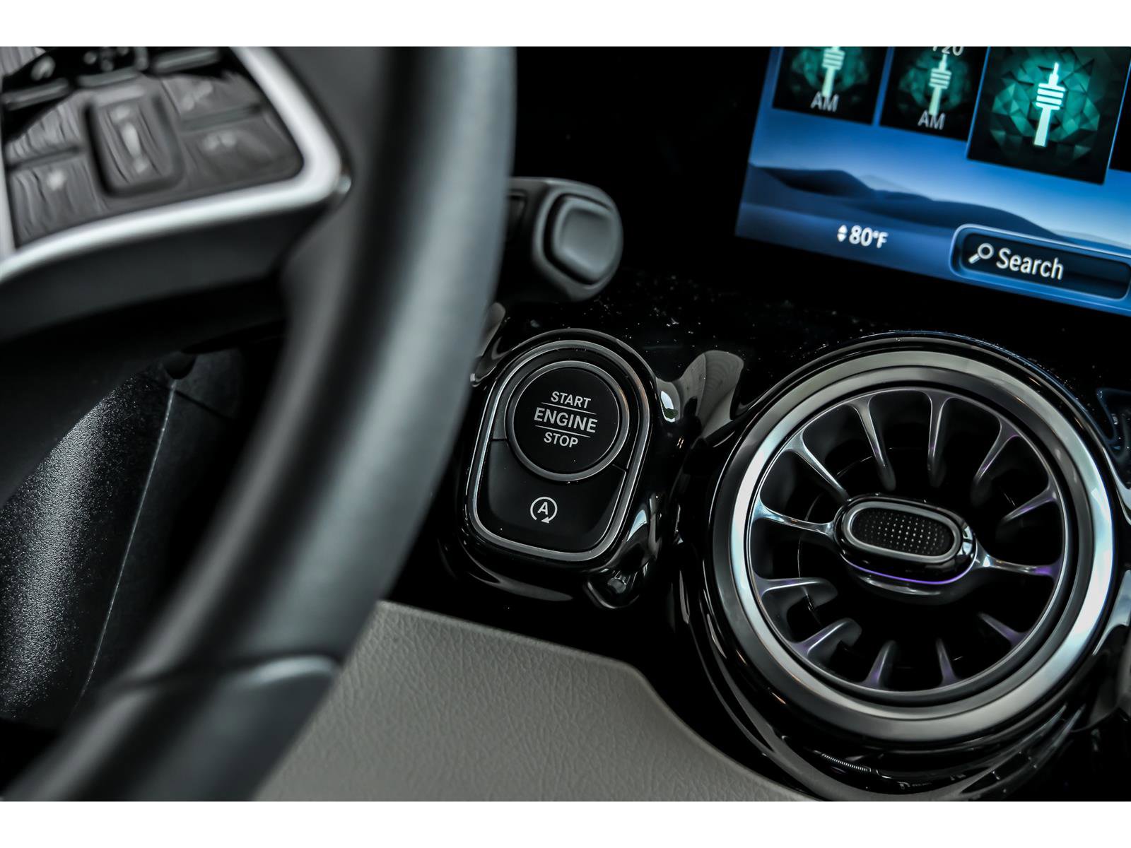 Certified 2026 Mercedes-Benz GLA 250 4MATIC image 17