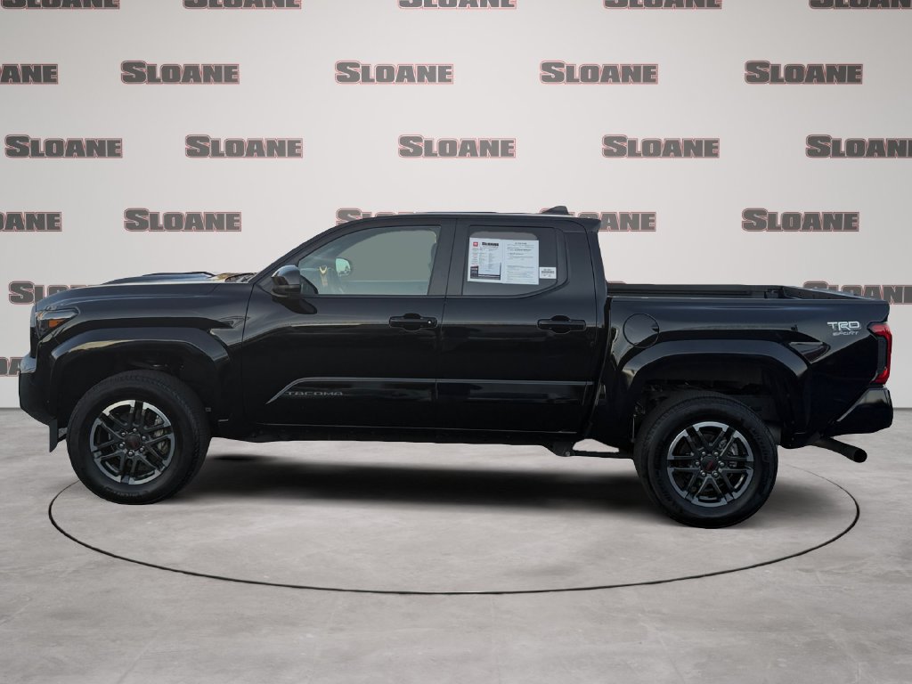 Used 2024 Toyota Tacoma TRD Sport AWD/4WD image 2