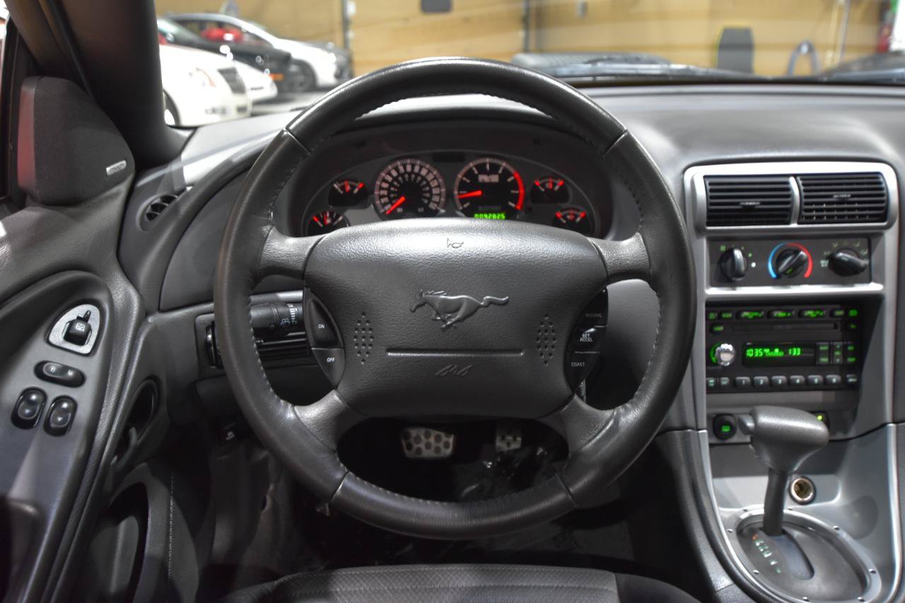Used 2004 Ford Mustang Mach 1 RWD image 20