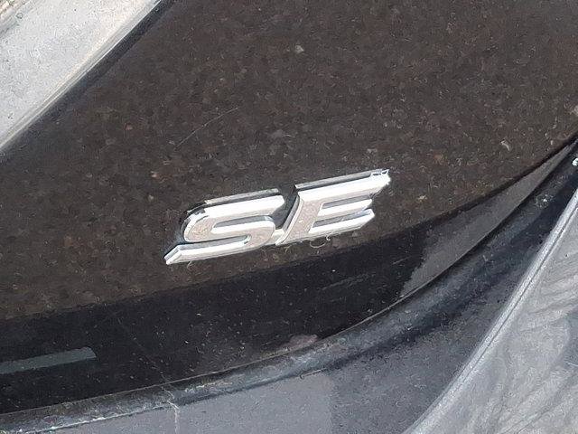 Certified 2019 Toyota Camry SE FWD image 6