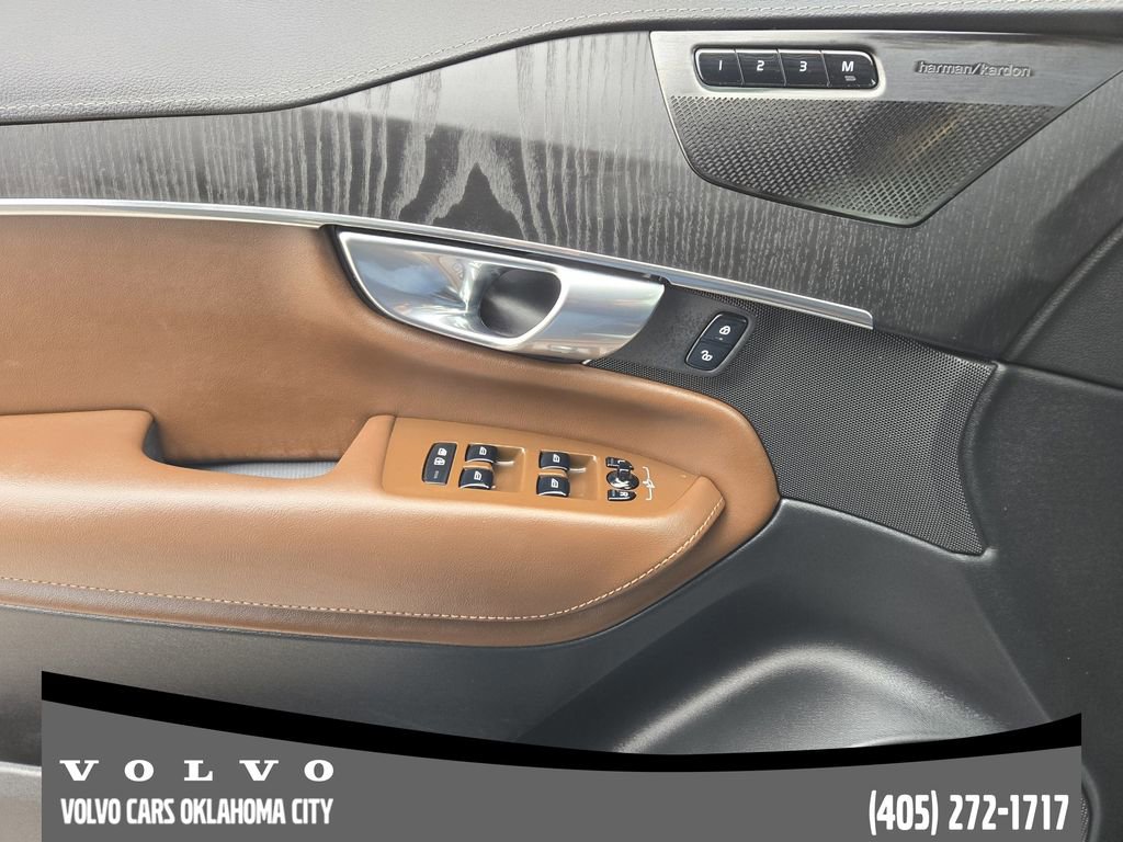 Certified 2023 Volvo XC90 B6 Ultimate w/ Protection Package Premier image 22