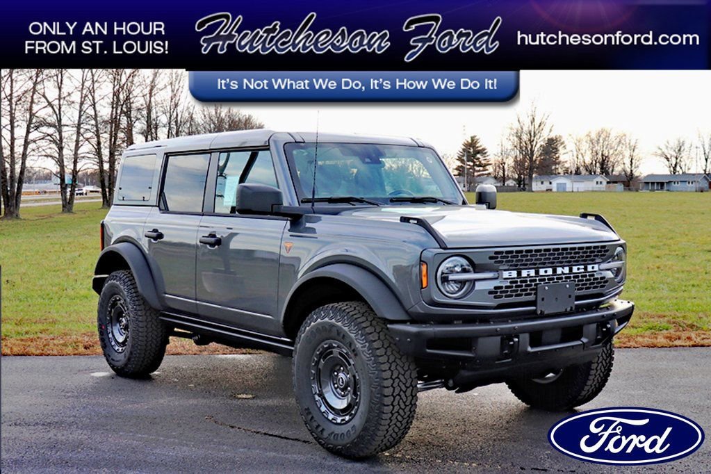 New 2025 Ford Bronco Badlands w/ Sasquatch Package image 1