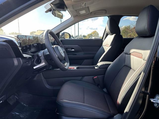 New 2026 Nissan Kicks SR w/ Cold Weather Package image 16