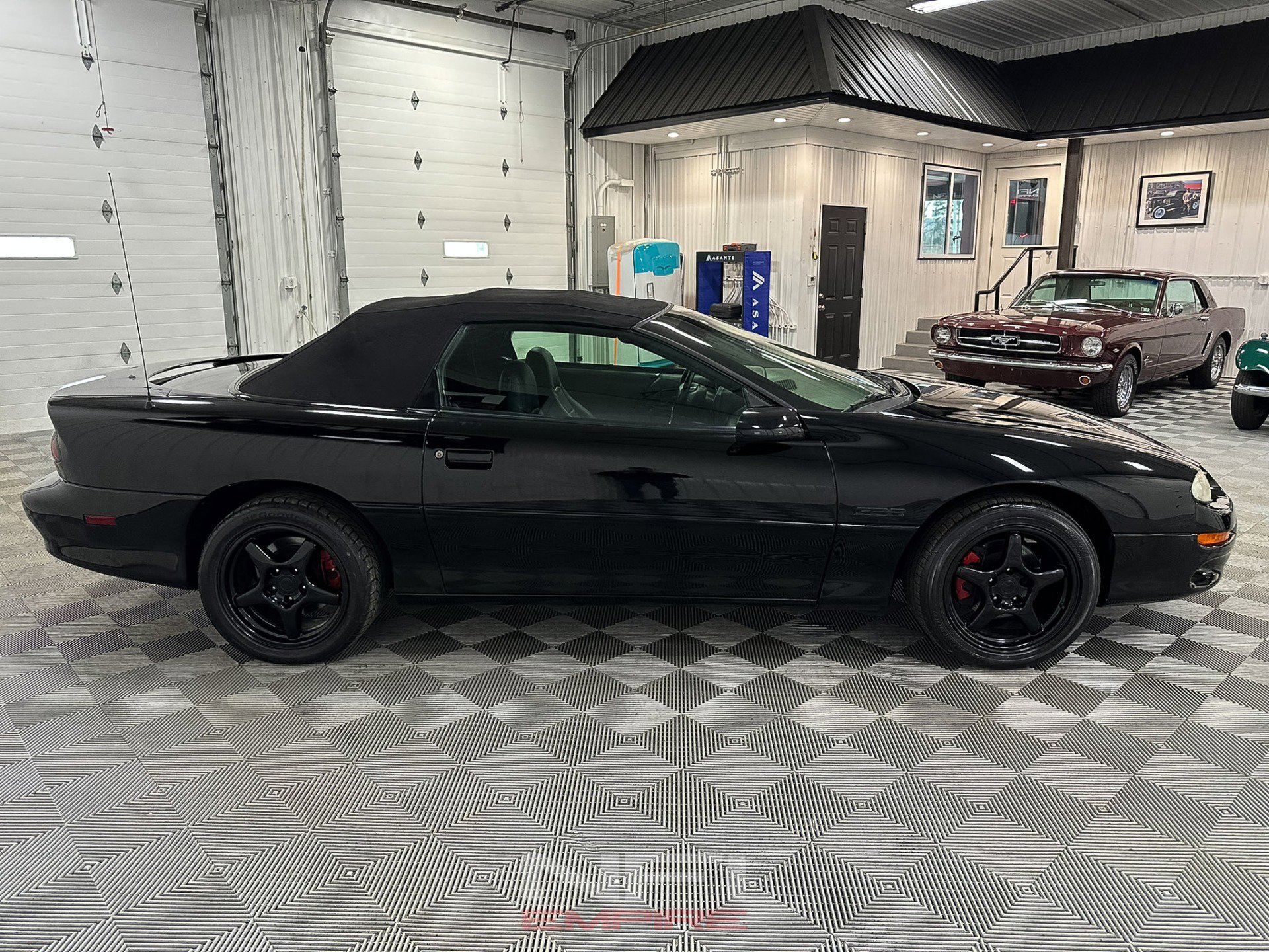 Used 2002 Chevrolet Camaro Z28 image 13