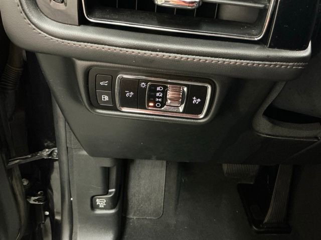 Used 2023 Lincoln Aviator Grand Touring w/ Equipment Group 301A AWD/4WD image 22