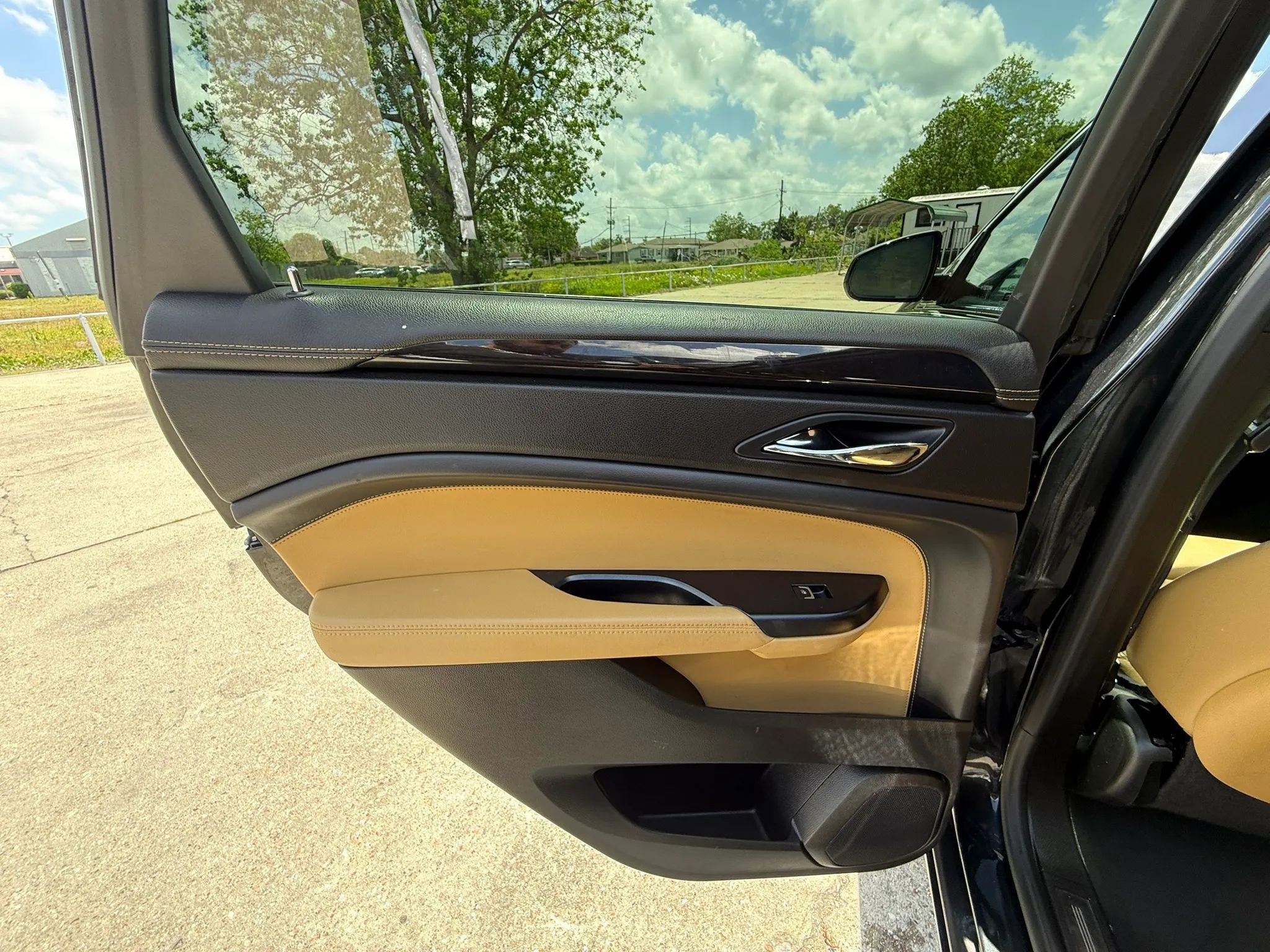 Used 2014 Cadillac SRX Premium AWD/4WD image 10