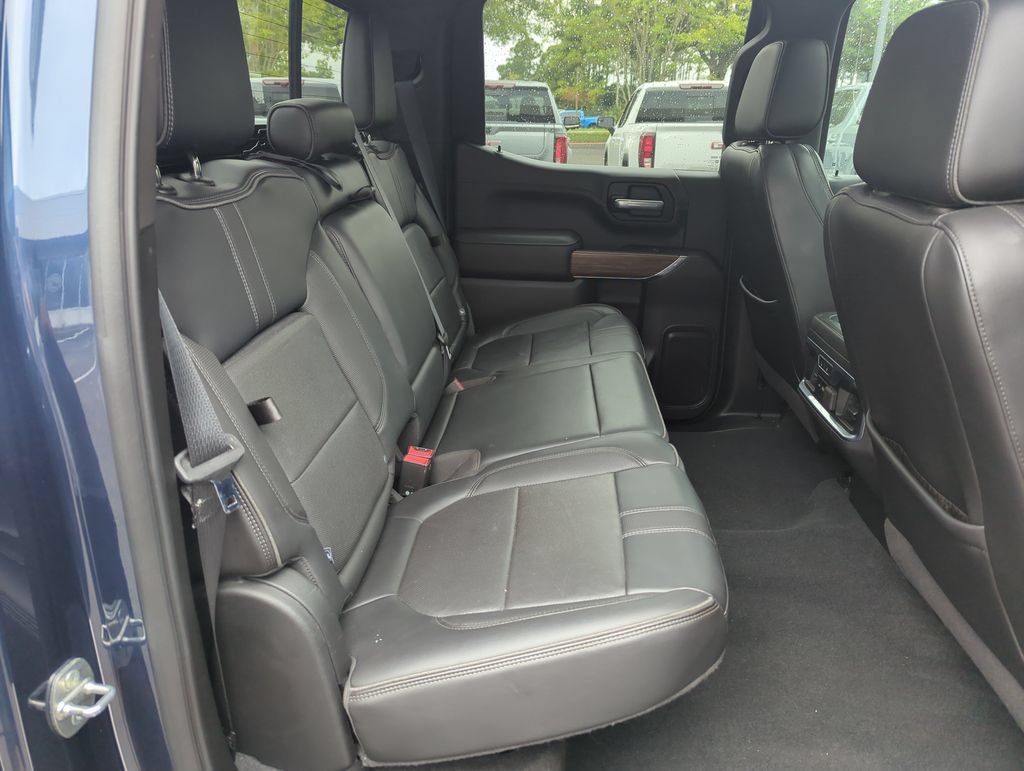 Used 2020 Chevrolet Silverado 1500 High Country w/ Technology Package AWD/4WD image 32