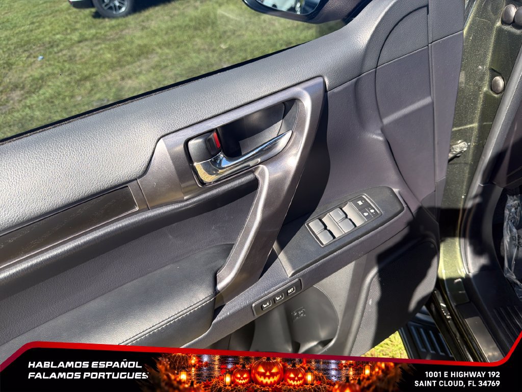 Used 2023 Lexus GX 460 w/ Black Line Special Edition AWD/4WD image 13