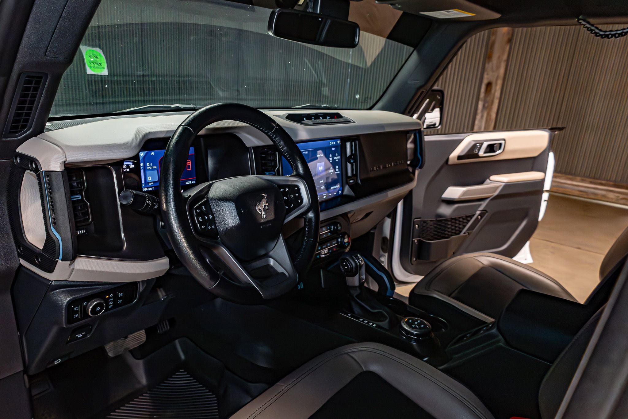 Used 2023 Ford Bronco Wildtrak image 17