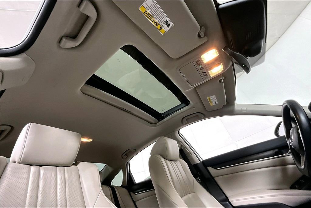 Used 2022 Honda Accord Touring image 22