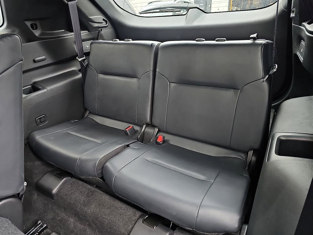 Used 2024 Mitsubishi Outlander SE image 9