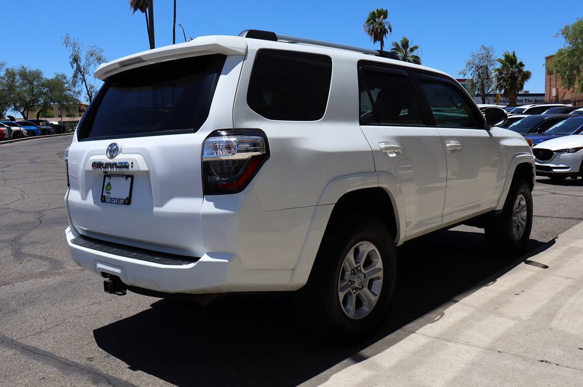 Used 2022 Toyota 4Runner SR5 AWD/4WD image 13