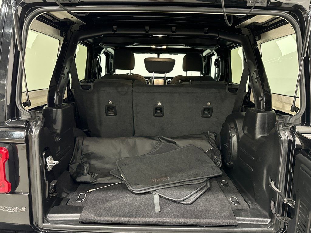 Used 2020 Jeep Wrangler Unlimited Sahara w/ Uconnect 4C Nav & Sound Group image 23